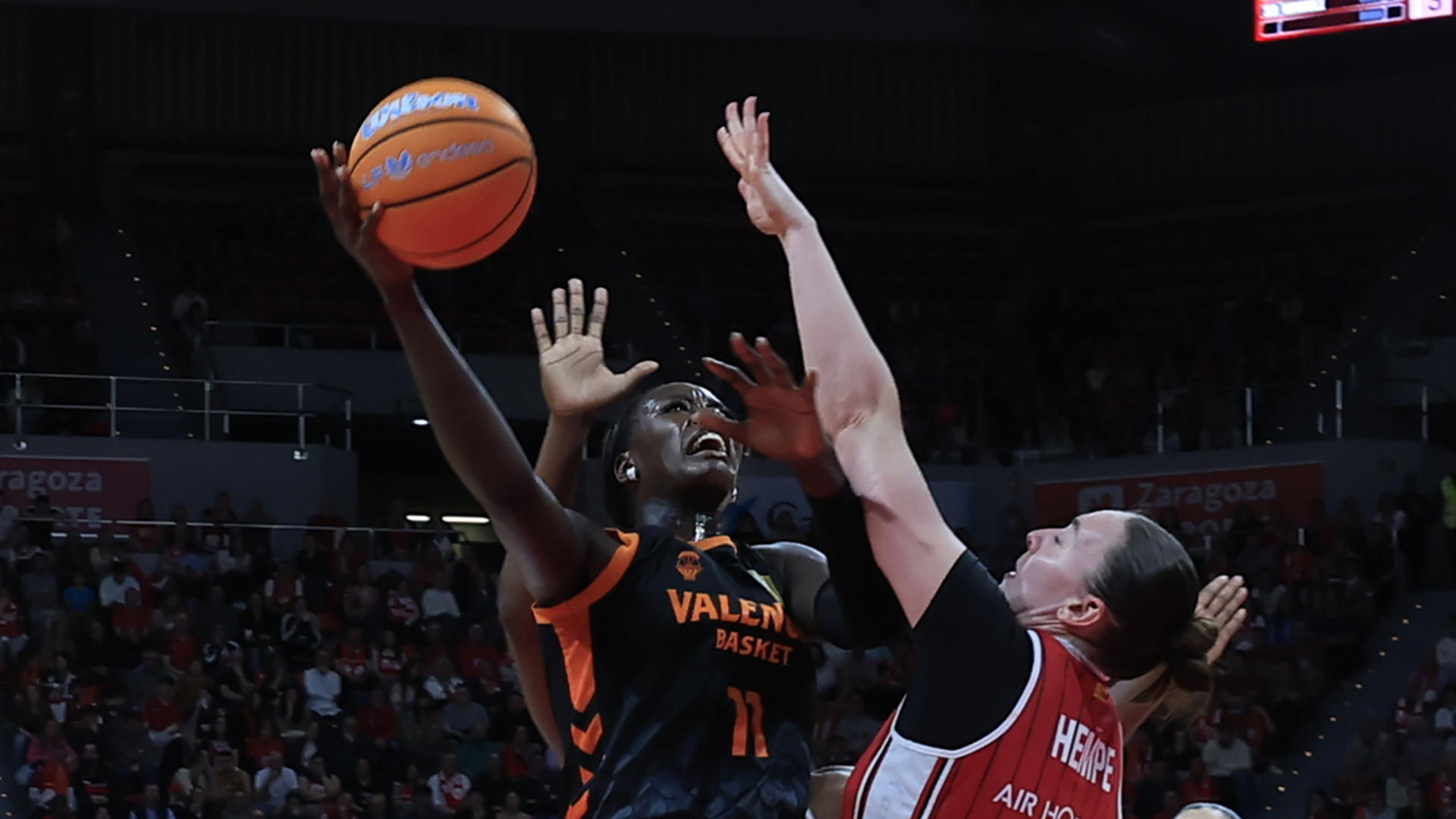 Derrota de Casademont en el primer partido por el título de Liga (73 - 81)