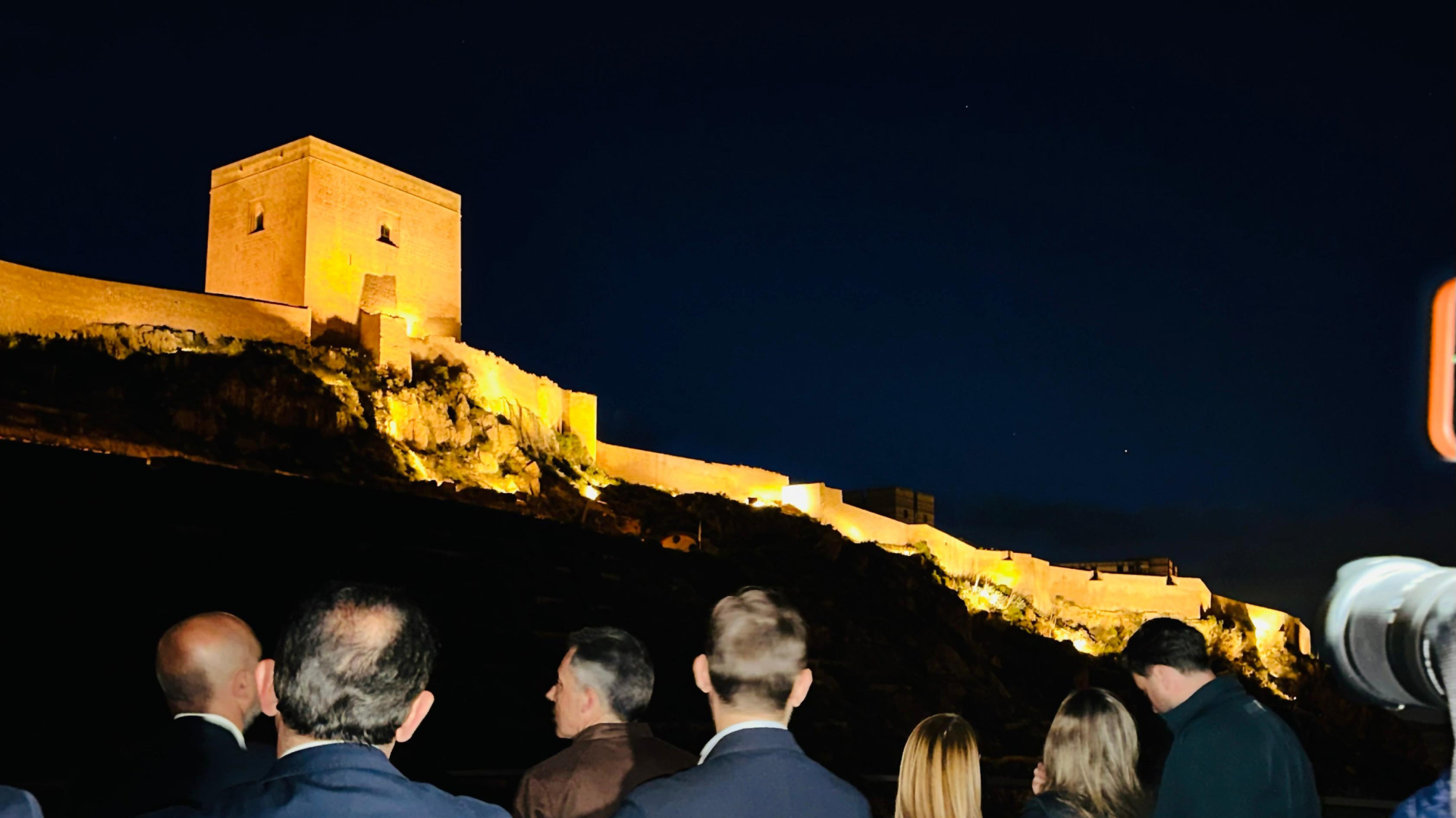El castillo de Lorca se transforma con una nueva iluminación que ha costado medio millón de euros