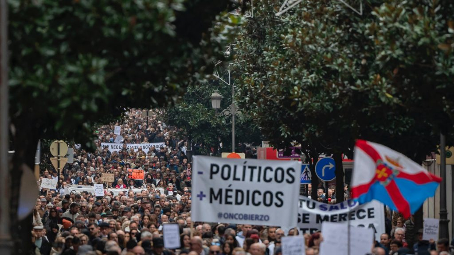 OncoBierzo vuelve a la carga en defensa de la sanidad: 'Callar no cura'