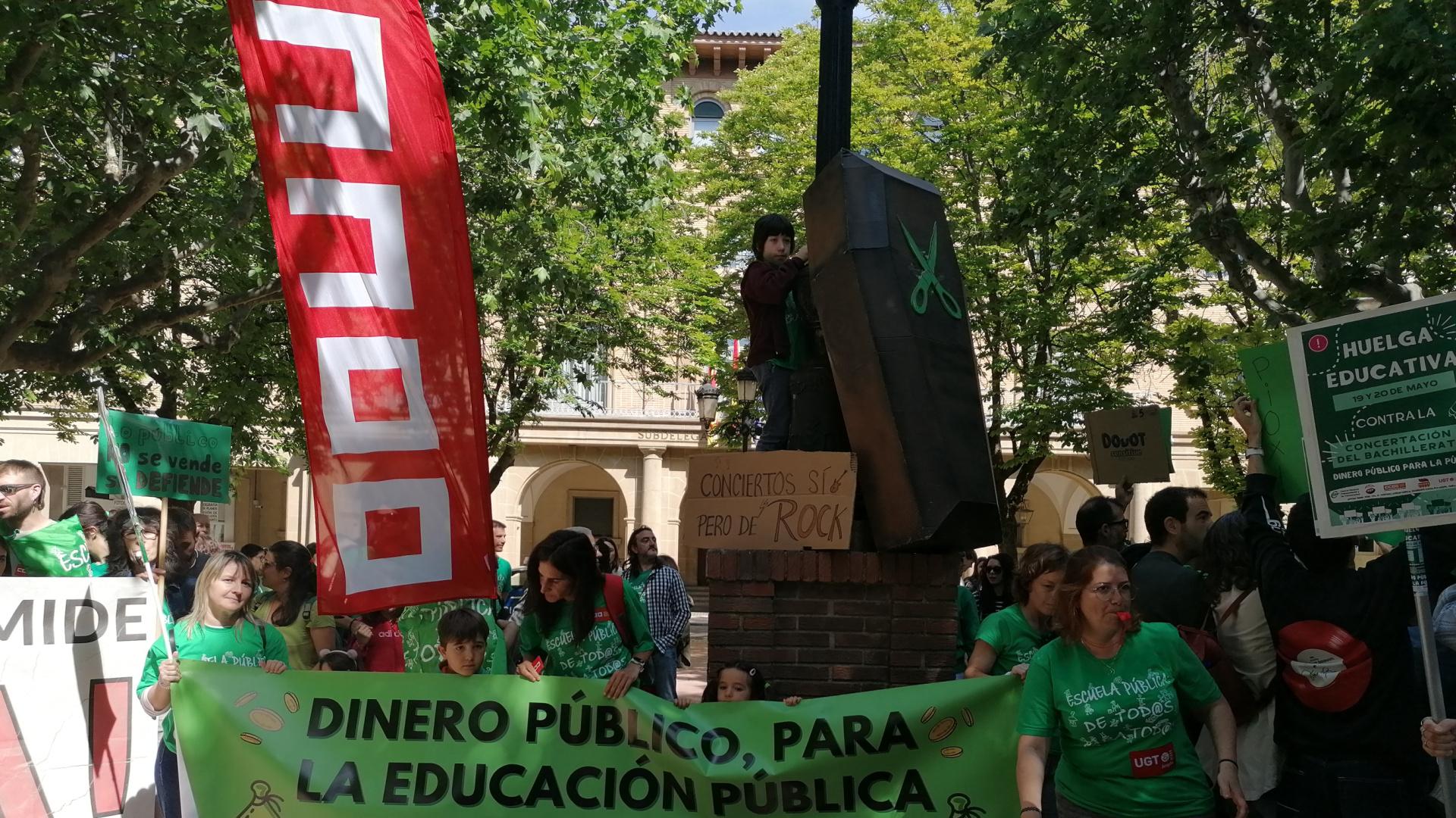 Defensa a la escuela pública y rechazo a la concertación del Bachillerato