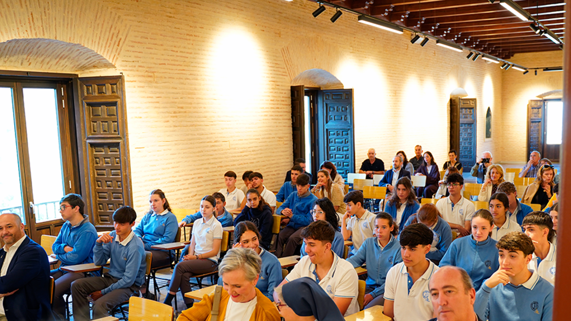 Los alumnos del Regina Mundi descubren los tesoros de la Abadía del Sacromonte