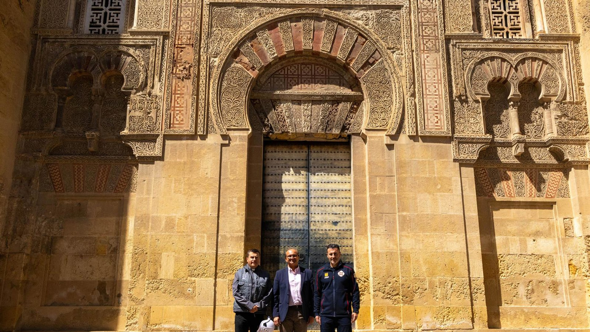 La Mezquita-Catedral de Córdoba se blinda contra el fuego: lecciones del último gran incendio