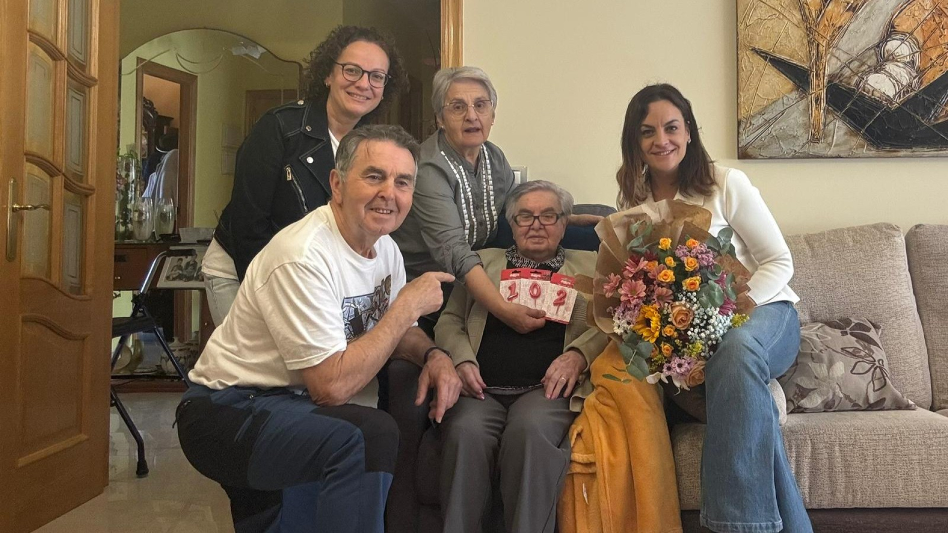 102 años de vida y memoria: Burela (Lugo) rinde homenaje a Rosario Balseiro Valle en su aniversario más especial