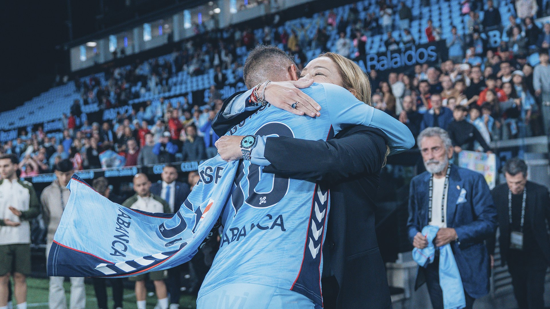 Iago Aspas se hace eterno y jugará en el Celta un año más