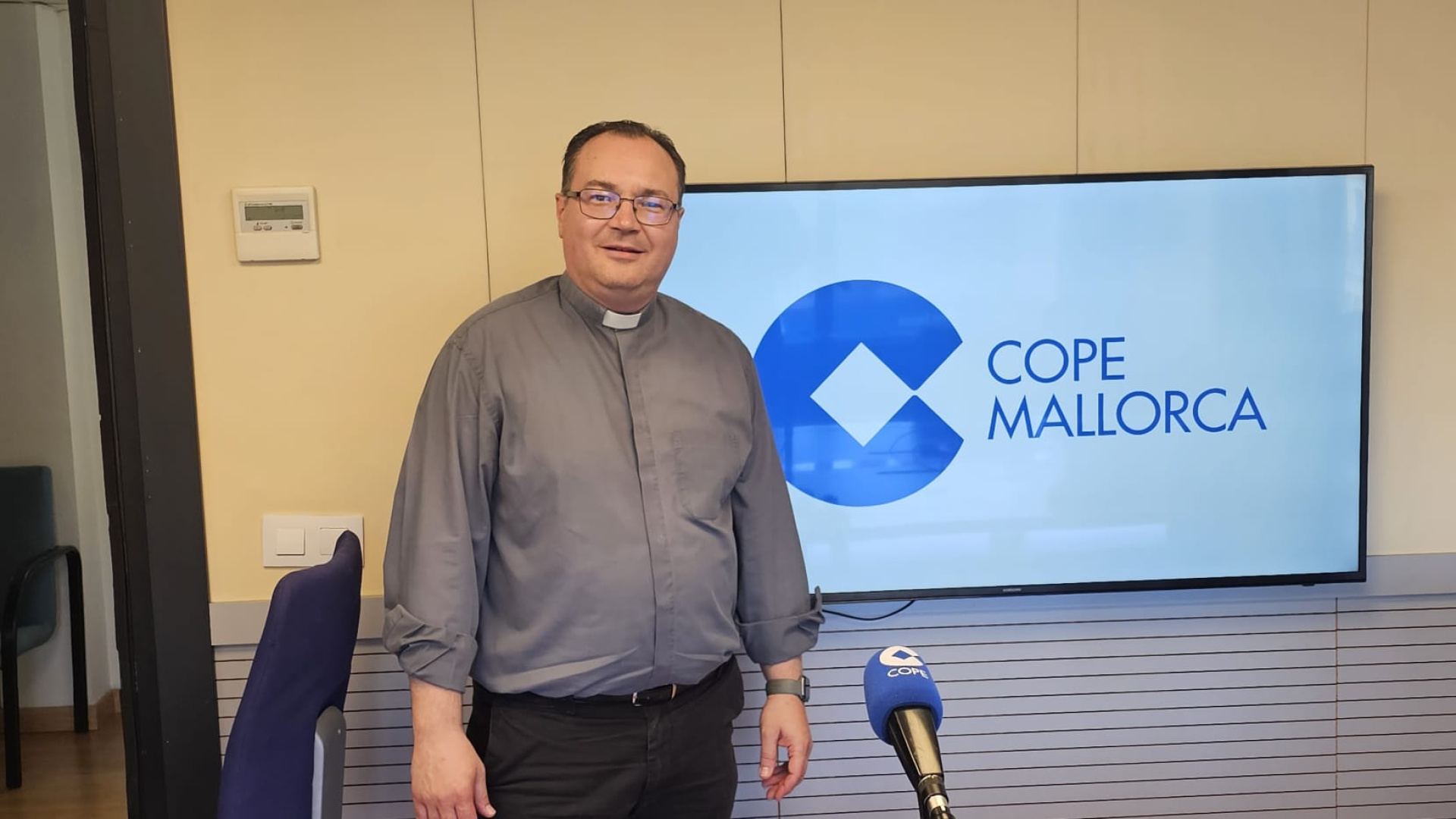 Un sacerdote mallorquín concelebra con el Papa en la Sagrada