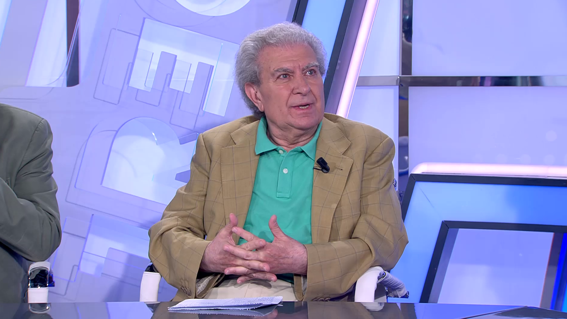 César Antonio Molina: 