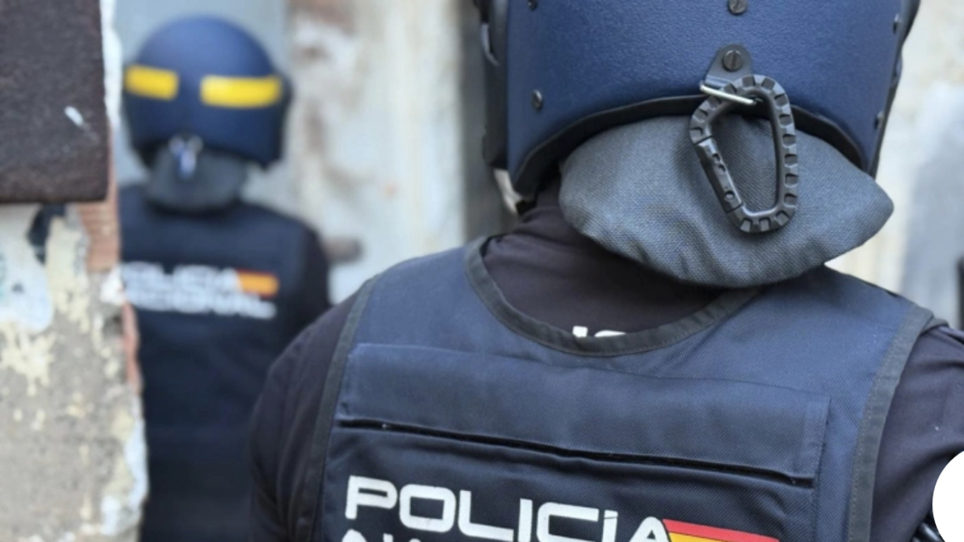 Cae en Almería una red de narcos con un arsenal y toneladas de marihuana