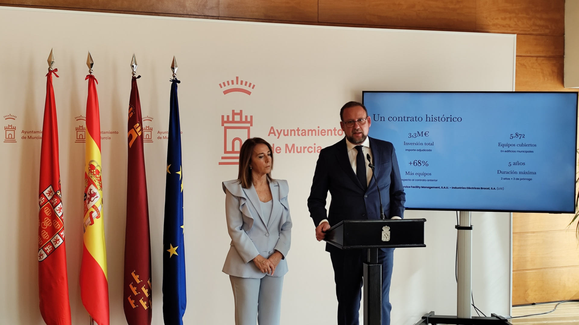 Murcia blinda sus colegios contra el calor con un nuevo contrato de climatización y más zonas de sombra