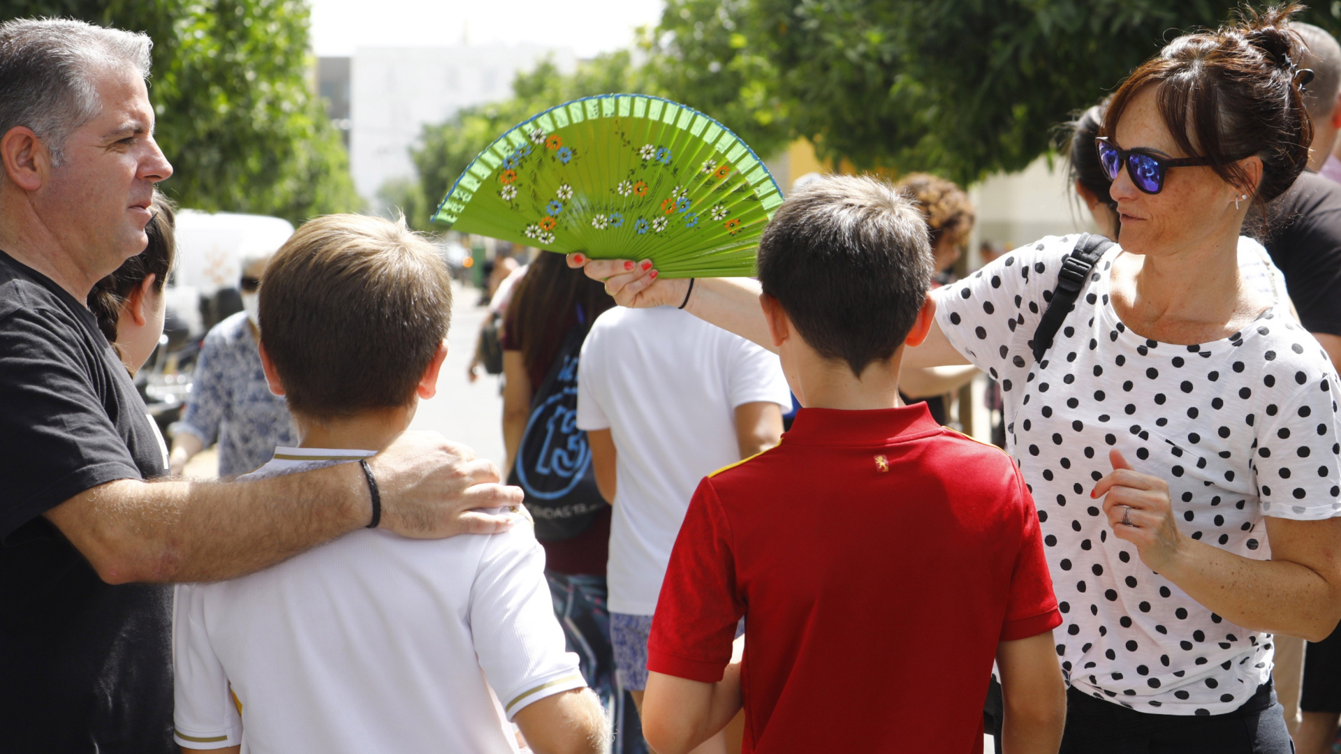 Aulas a 38 grados y ventanas cerradas: el 'infierno' que tienen que sufrir los niños con necesidades especiales del colegio Latores de Oviedo