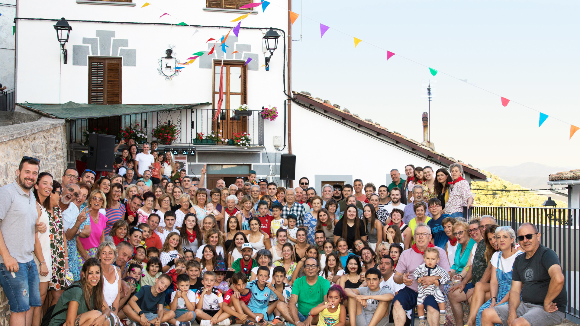 Castillonuevo, el pueblo navarro de 16 habitantes que se resiste a desaparecer: 
