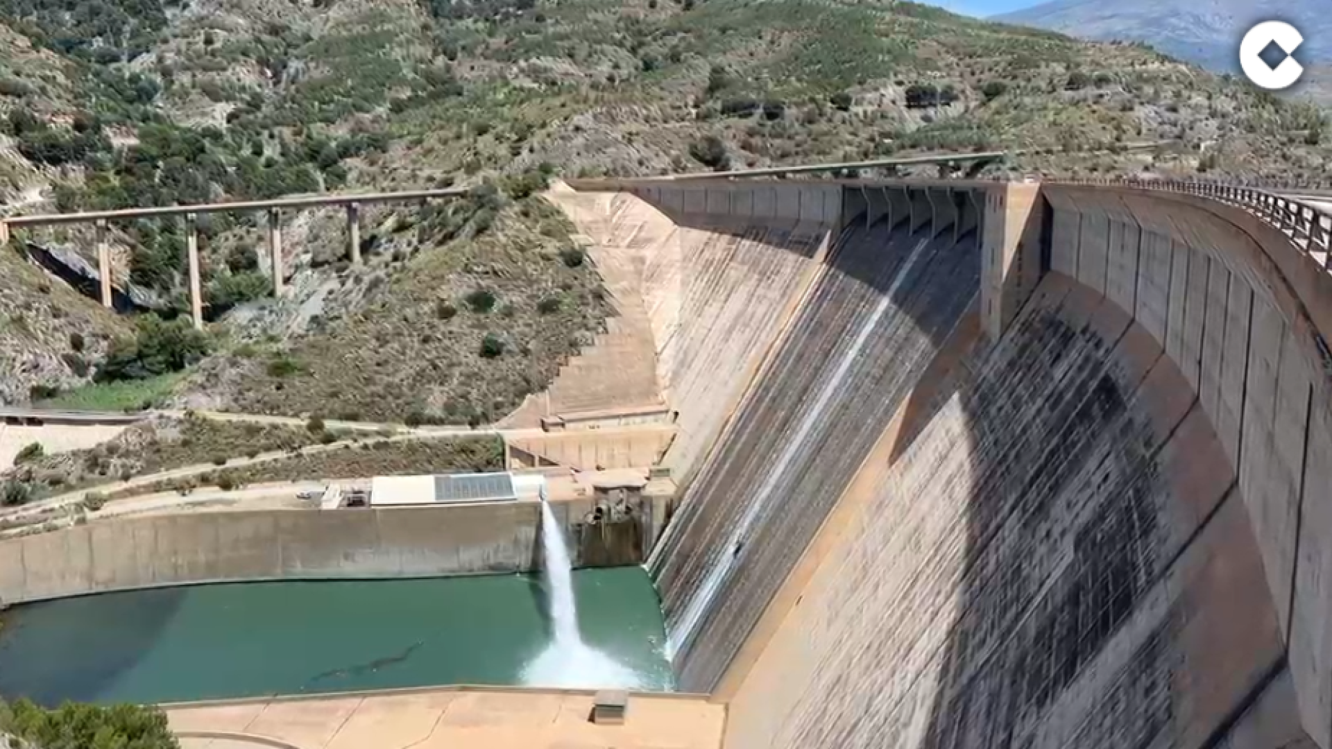 Los regantes del Bajo Guadalfeo exigen una nueva tubería para las obras del desglosado 9