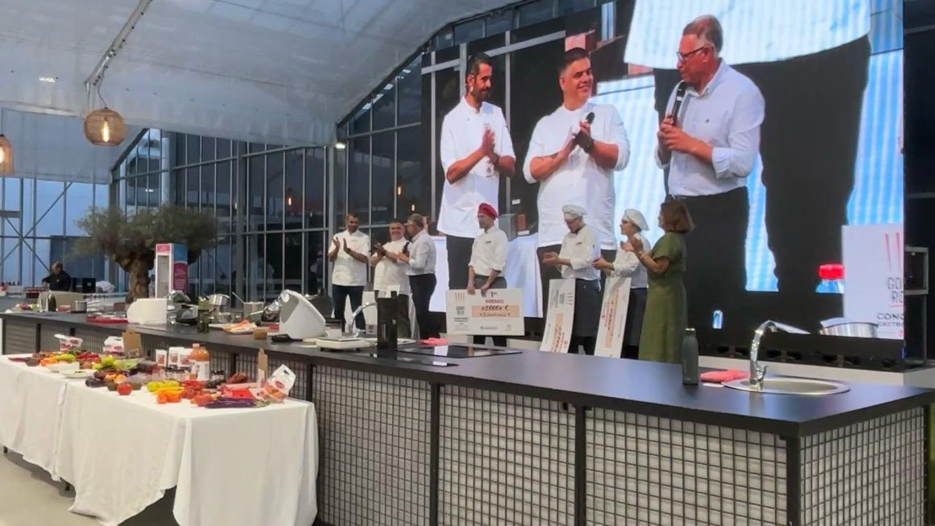 Cooperativa La Palma mira al futuro y premia el talento joven en la V edición de El Gorro Rojo