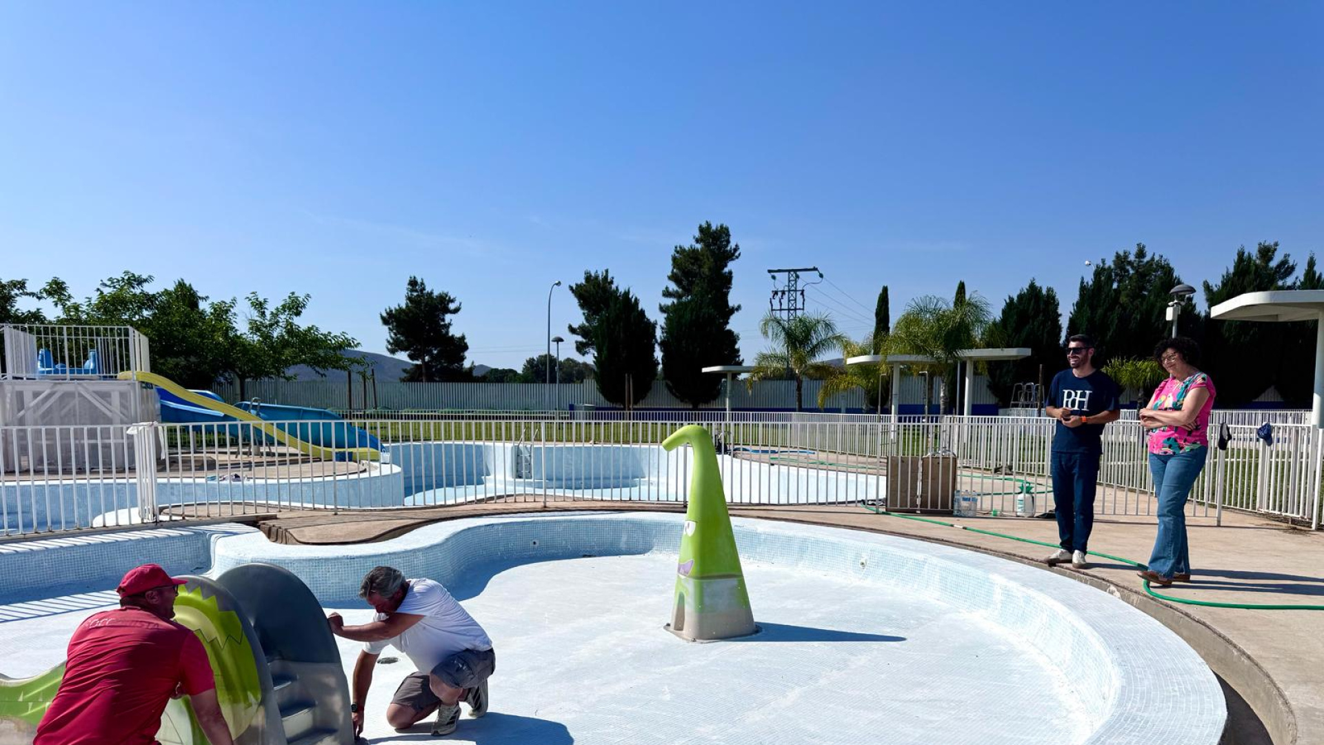 Puerto Lumbreras pone a punto sus piscinas para un verano con más sombra y seguridad