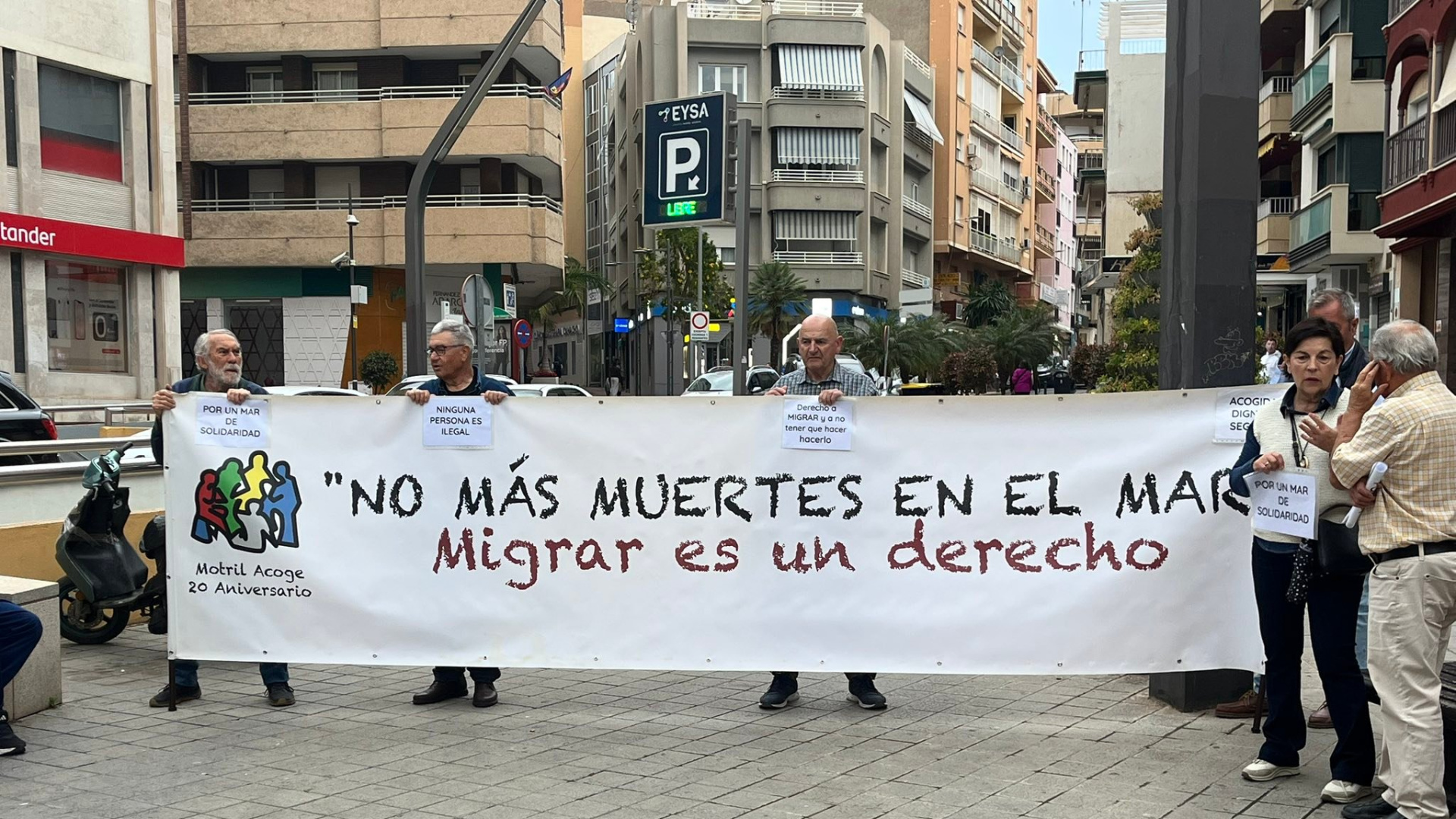 Motril Acoge recibe la Medalla de Oro de la ciudad por su incansable labor humanitaria