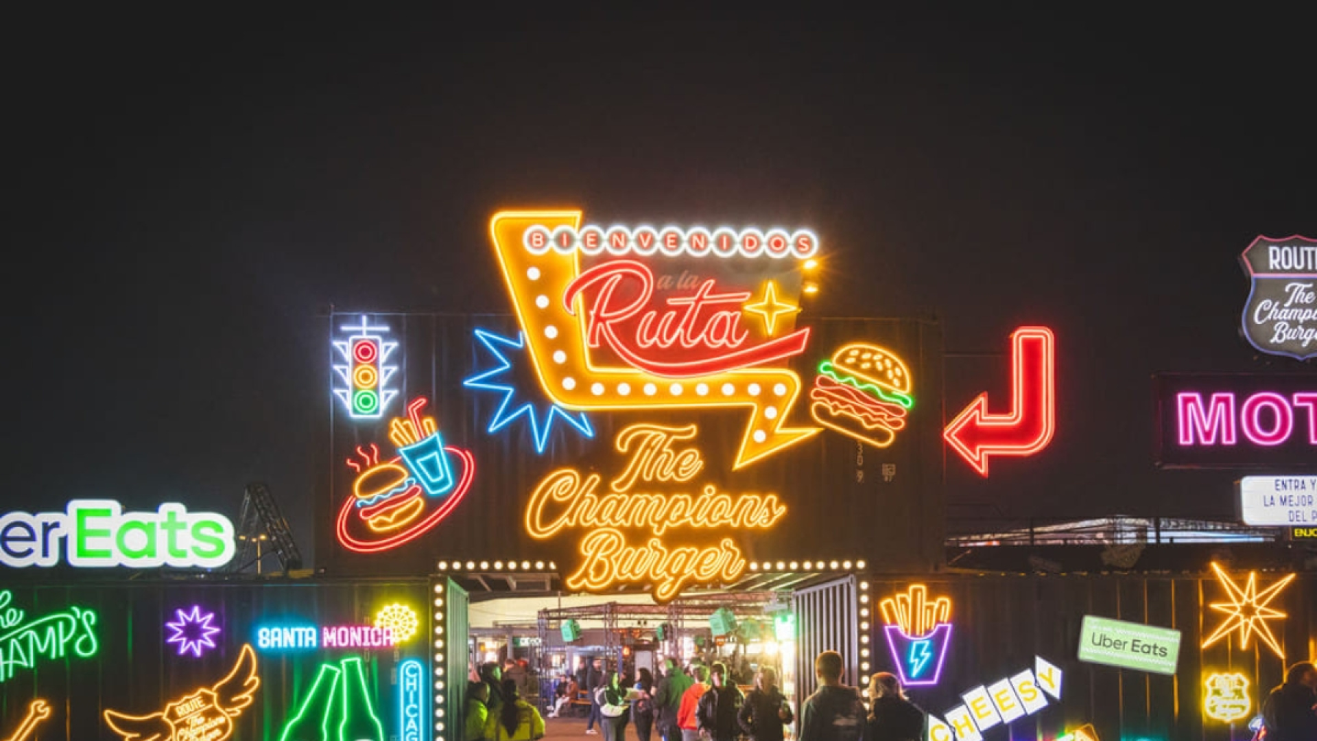 Las hamburguesas 'All Star' de España aterrizan en Mérida con The Champions Burger
