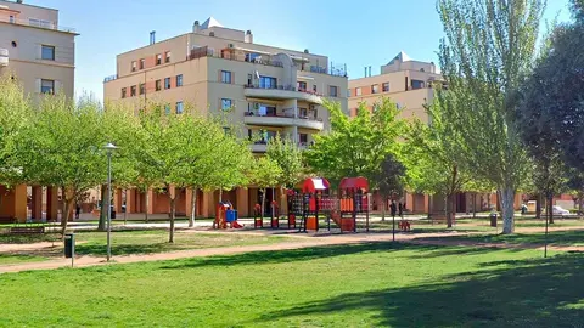 La Azucarera se prepara para sus fiestas con música, paella y skate