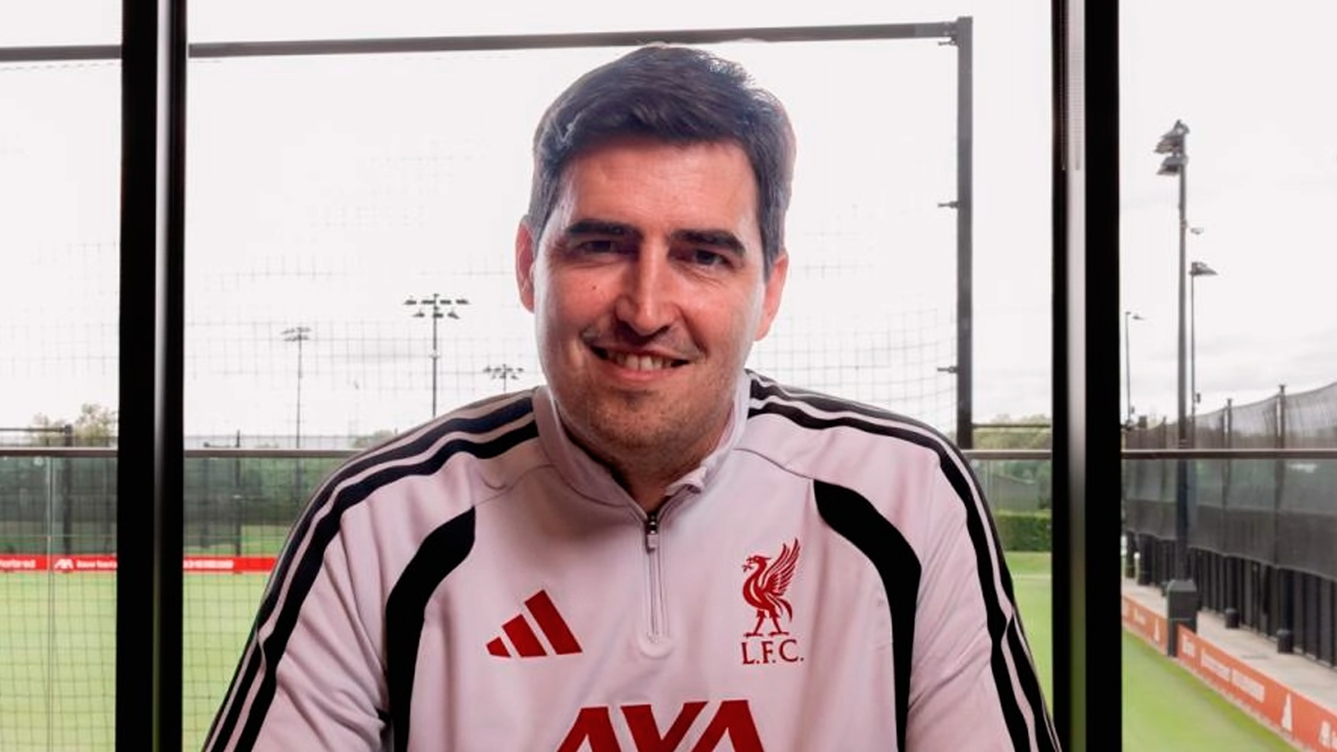 Andoni Iraola se convierte en el nuevo entrenador del Liverpool