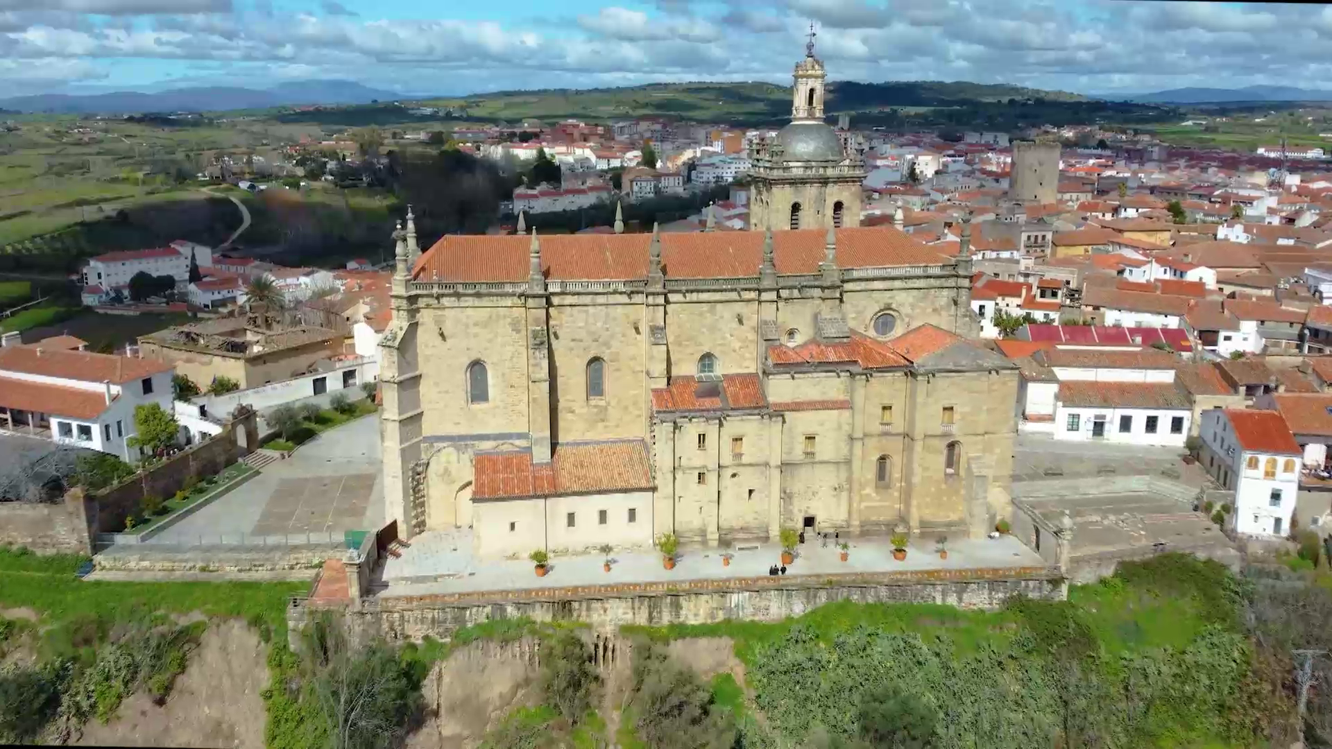 La catedral de Coria custodia el misterio del mantel de la Última Cena: 
