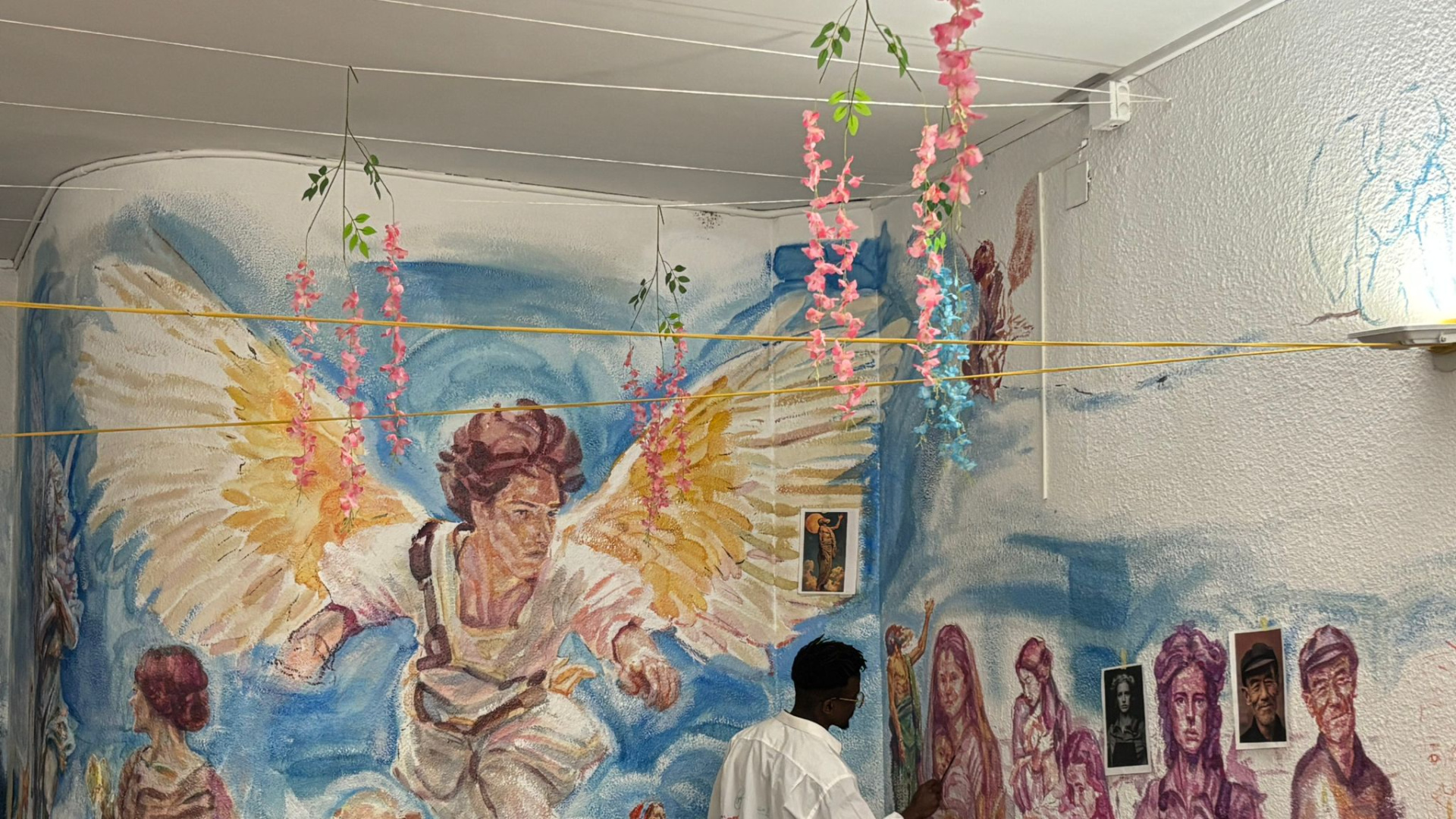 El arte que transforma la fe: la rompedora iniciativa de una parroquia catalana ante la visita del Papa