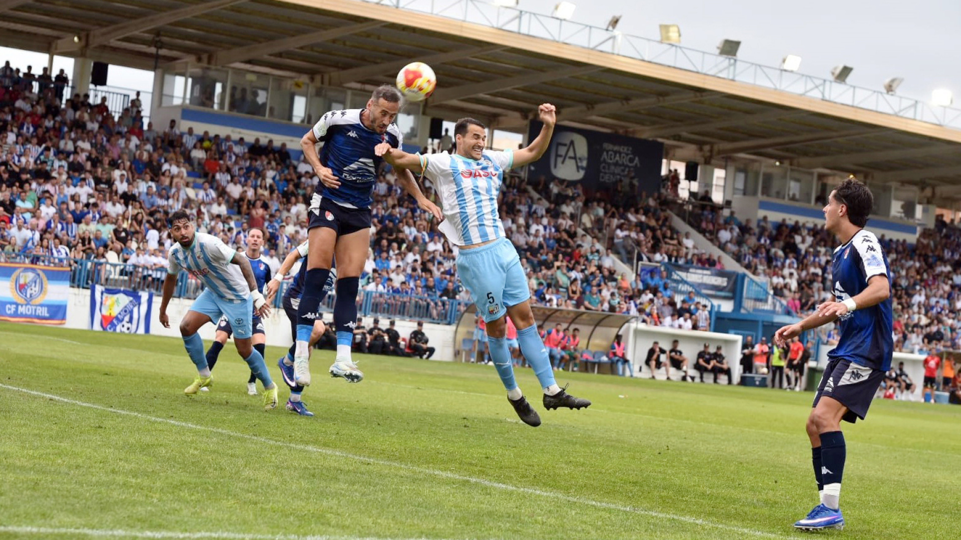 El CF Motril empata a uno ante el Arenas y seguirá en Tercer