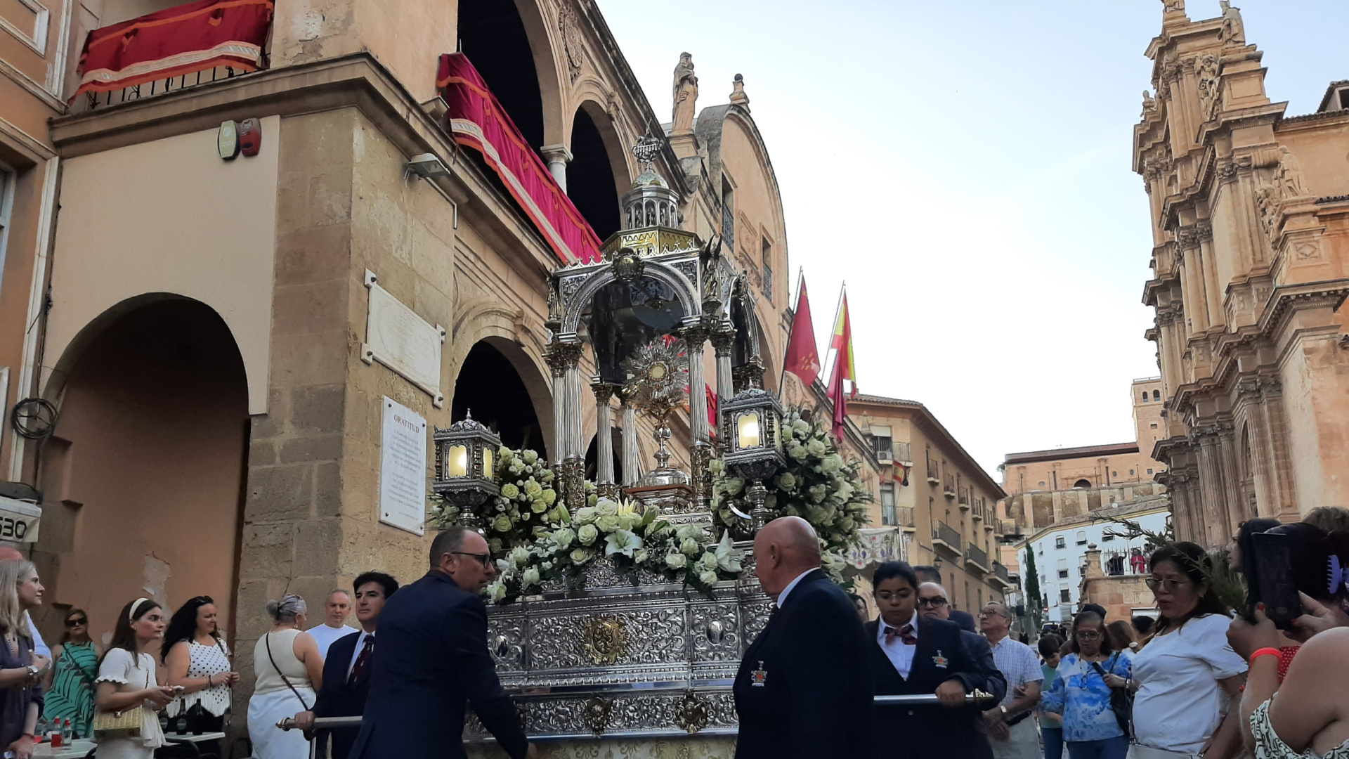 Lorca revive la tradición del Corpus Christi con una procesión histórica