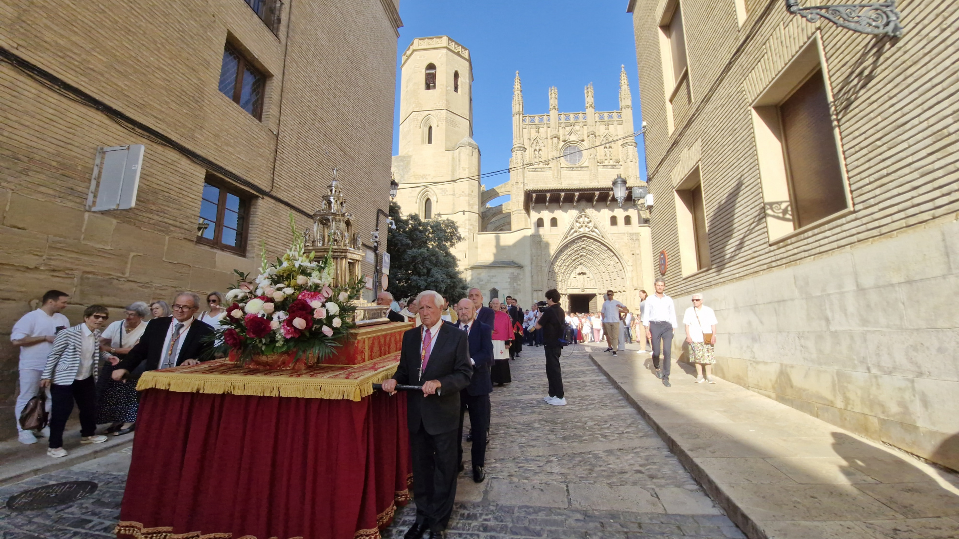 Huesca celebra el Corpus Christi con una eucaristía en la ca
