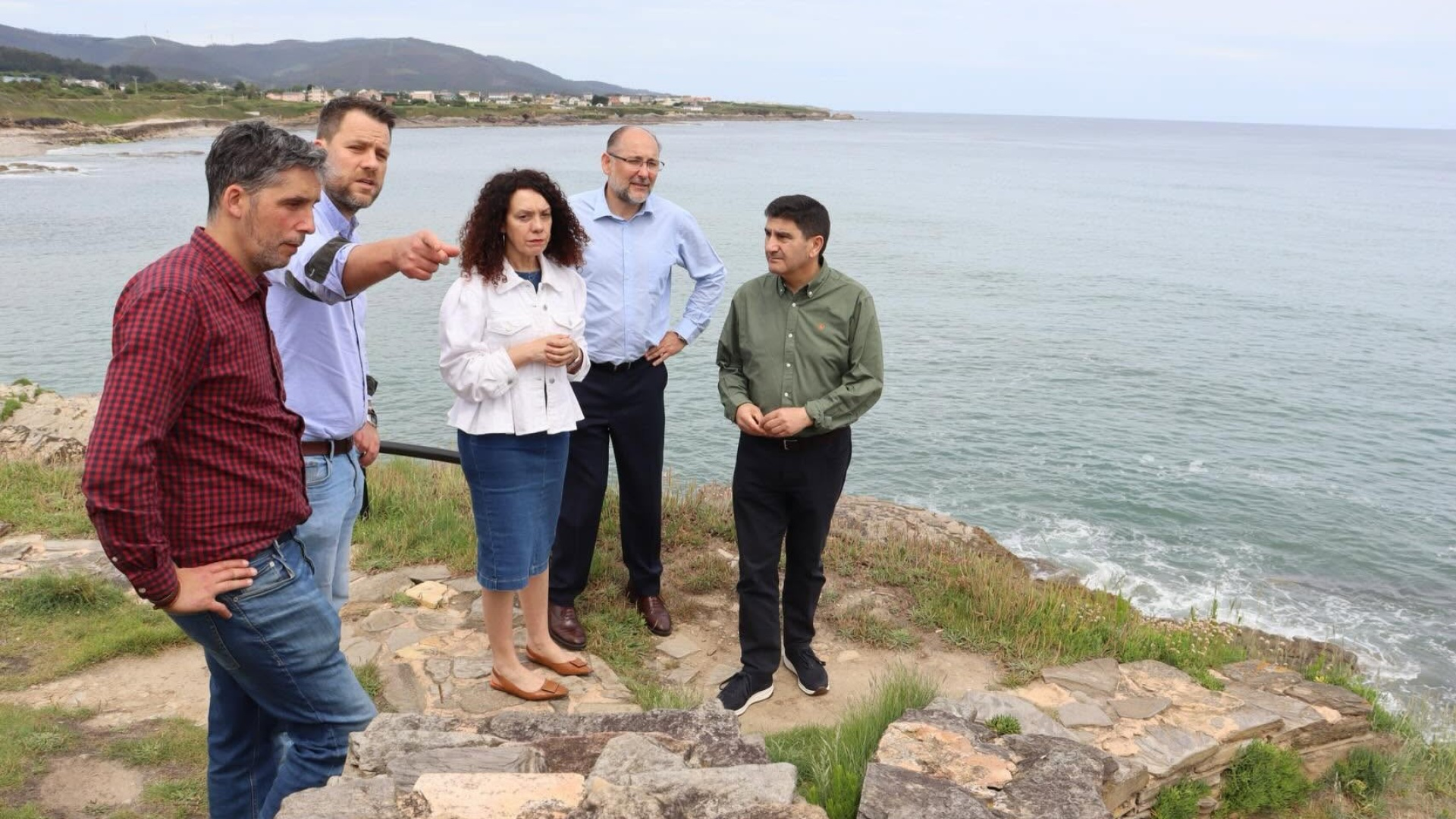 La degradación del litoral obliga a retranquear paseos marít