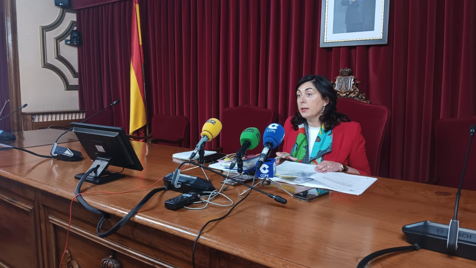 "Prudente pero optimista": Elena Candia hace balance de su p