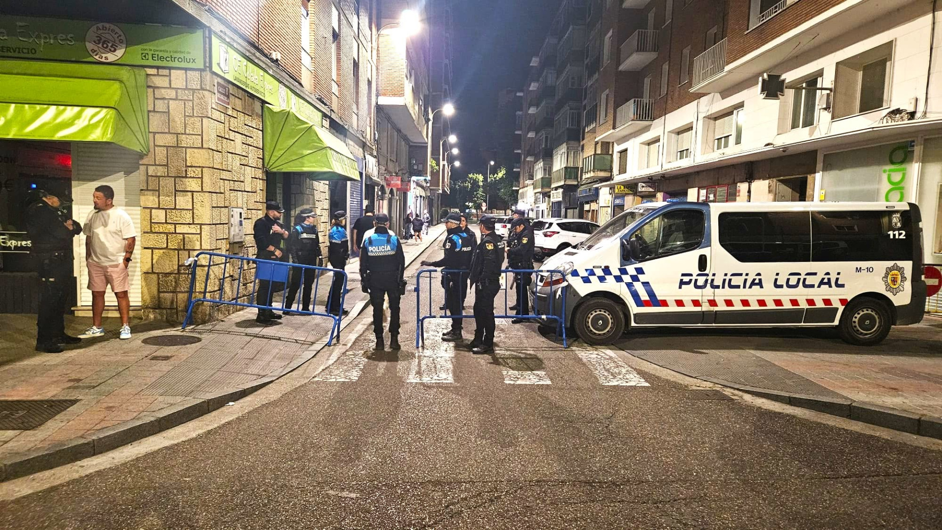 Así ha sido el macrooperativo en la calle Rizarzuela de Pale
