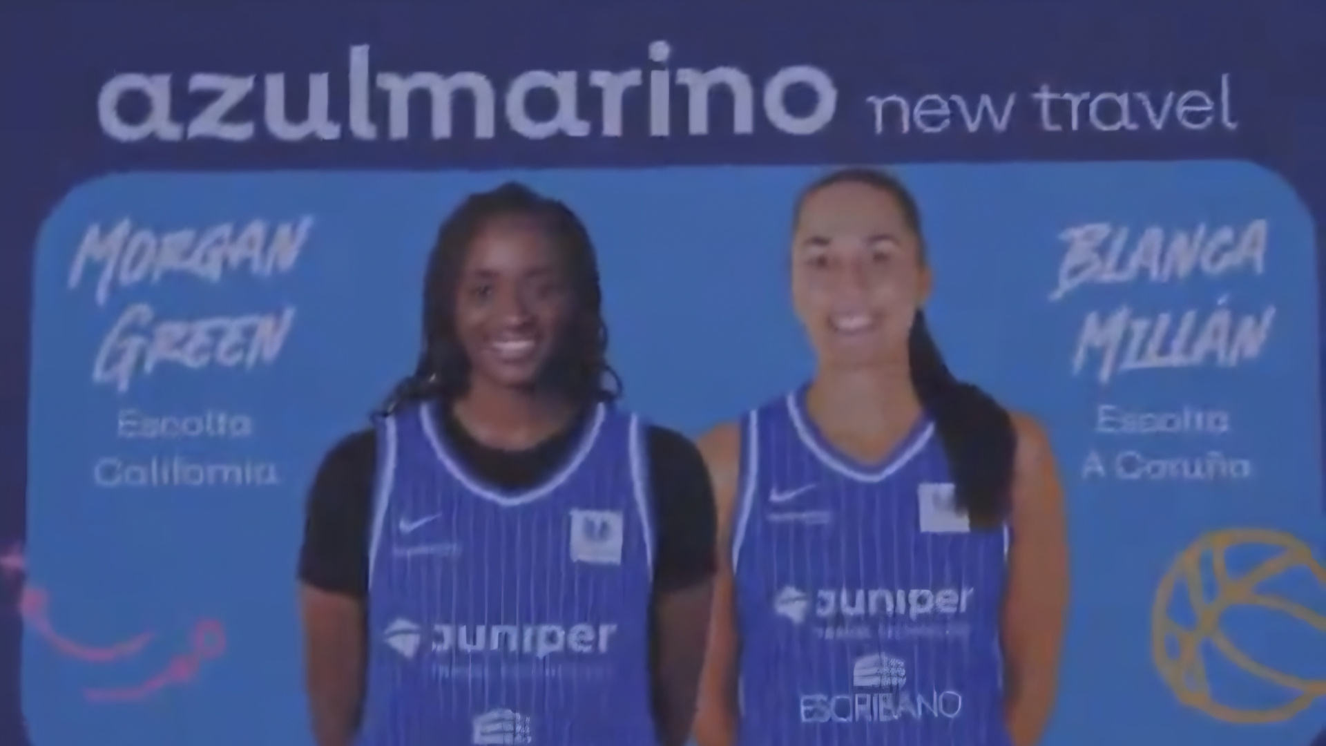 Morgan Green se viste de Azul Marino junto a Blanc