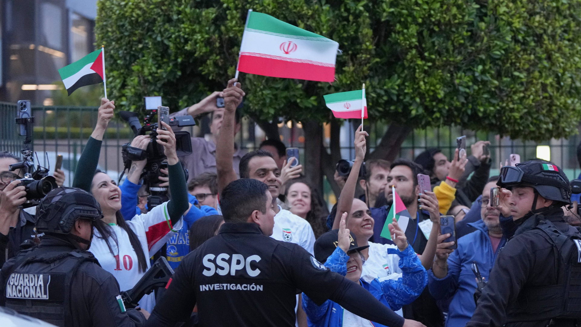 Irán denuncia que se ha quedado sin entradas para sus aficio