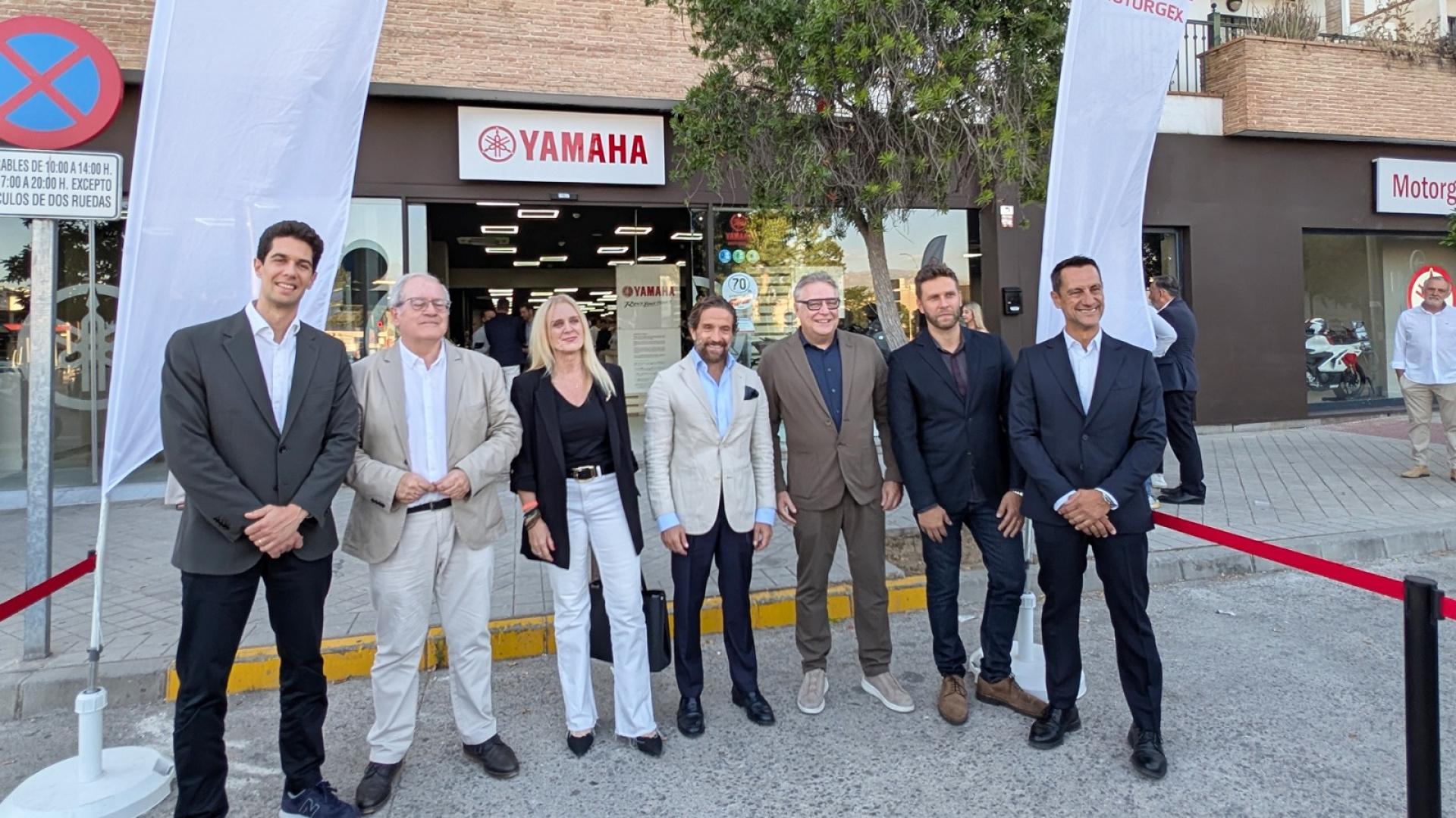 Yamaha desembarca en Granada con la apertura de YA