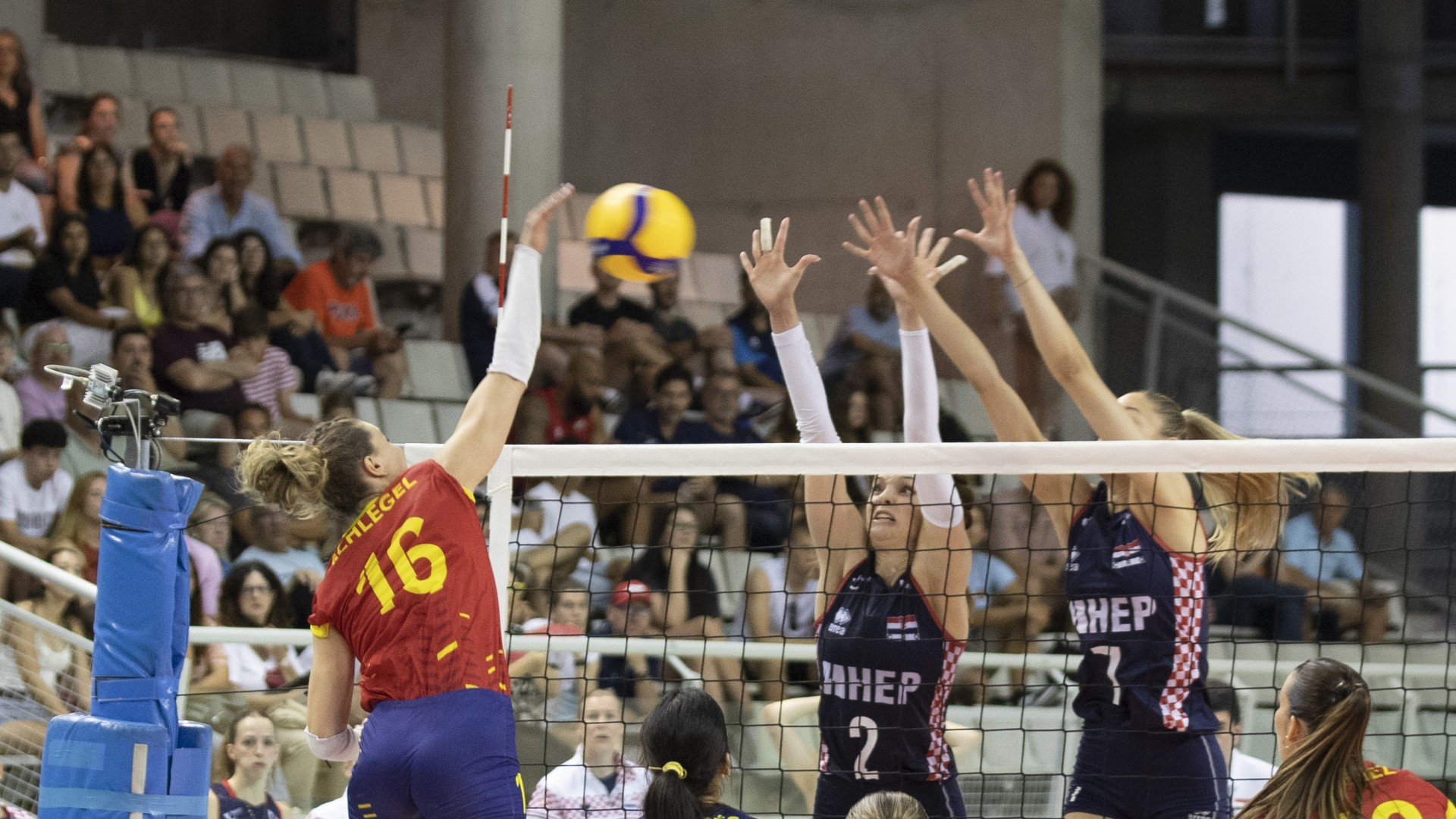 España llega a Alicante invicta en la Liga Europea