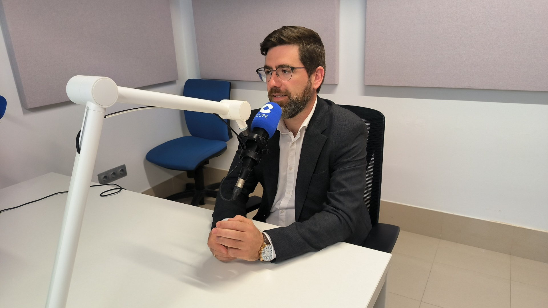 Pablo Fernández asume la delegación de la Xunta en