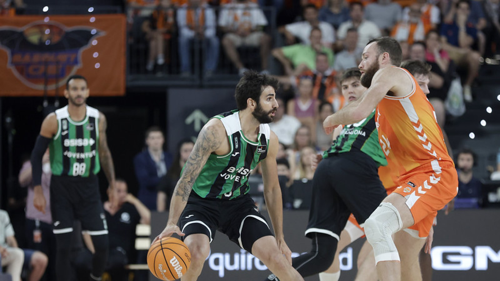 Valencia Basket se lleva el primero ante el Jovent