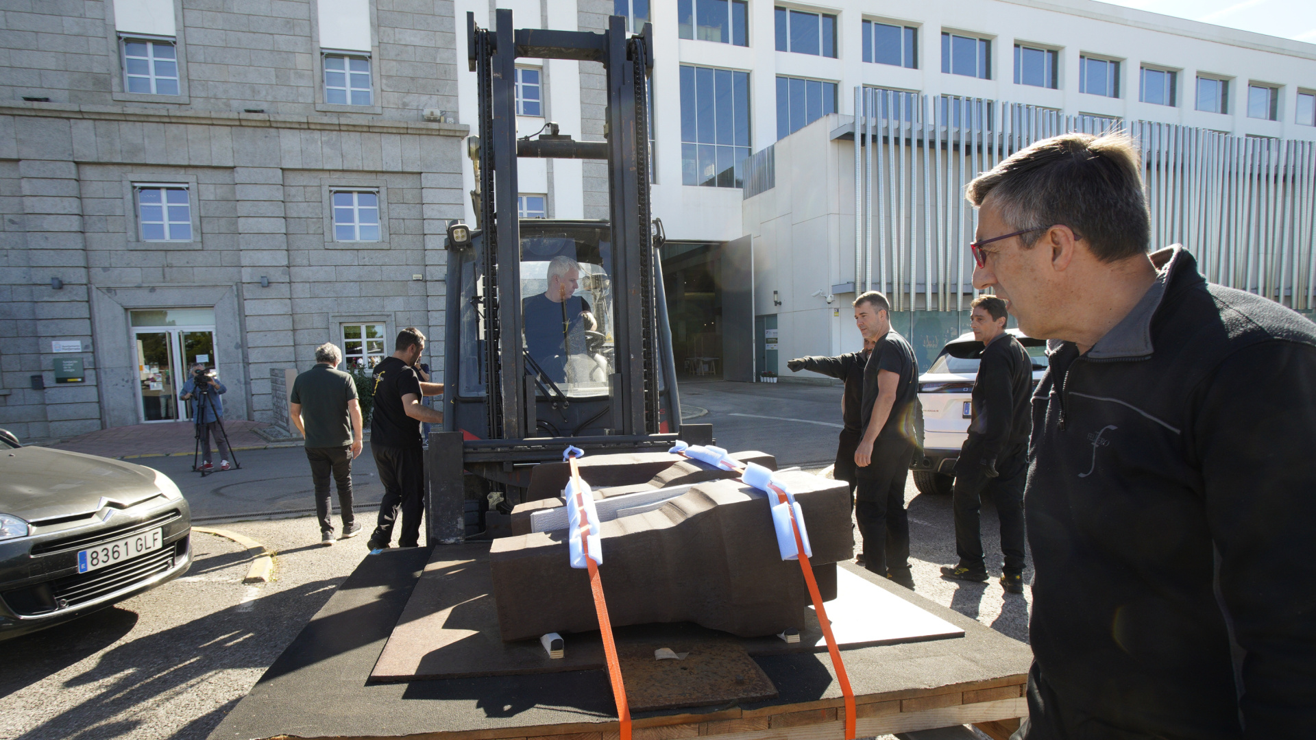 La obra de Eduardo Chillida llega a Ponferrada (León) para d