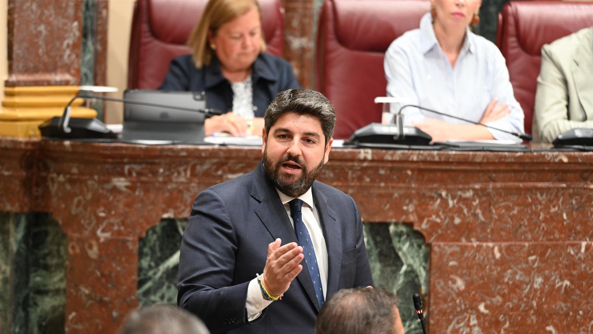 López Miras defiende a su consejera de Salud y su papel para