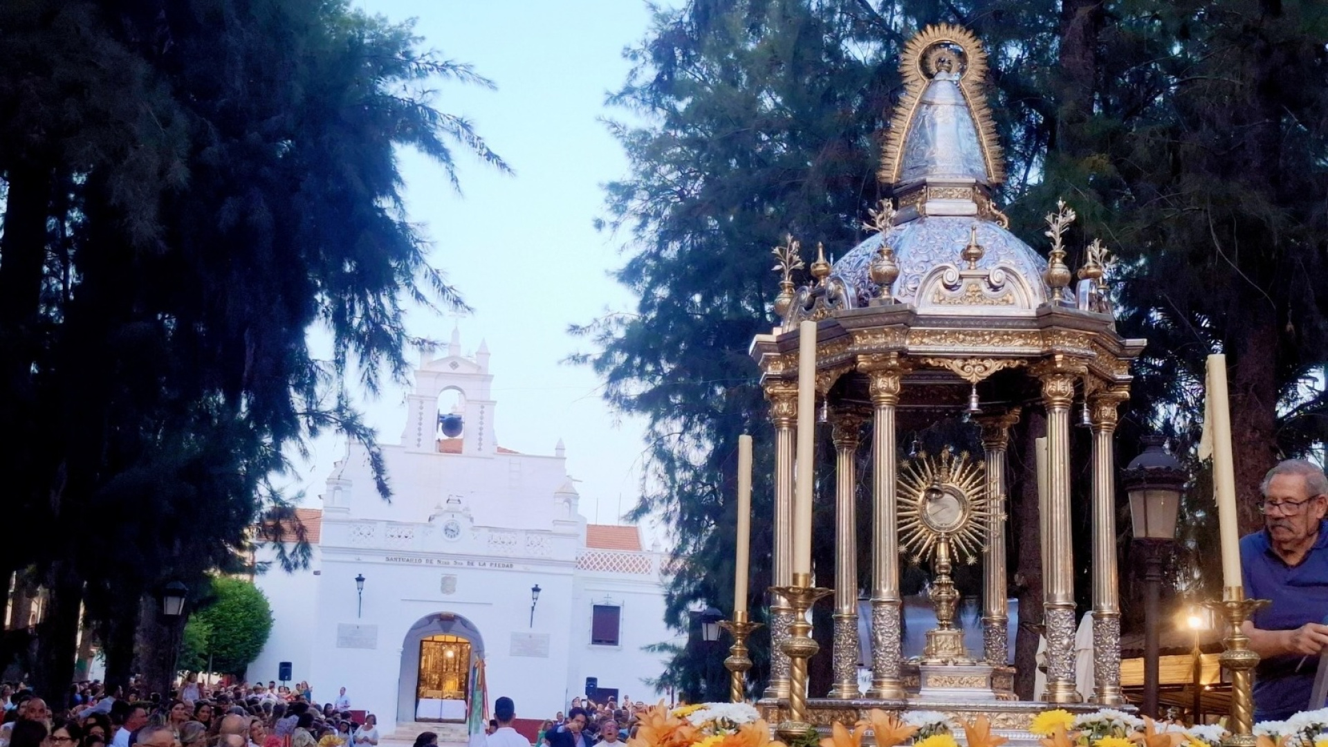 Las tres parroquias de Almendralejo y la comunidad claretian