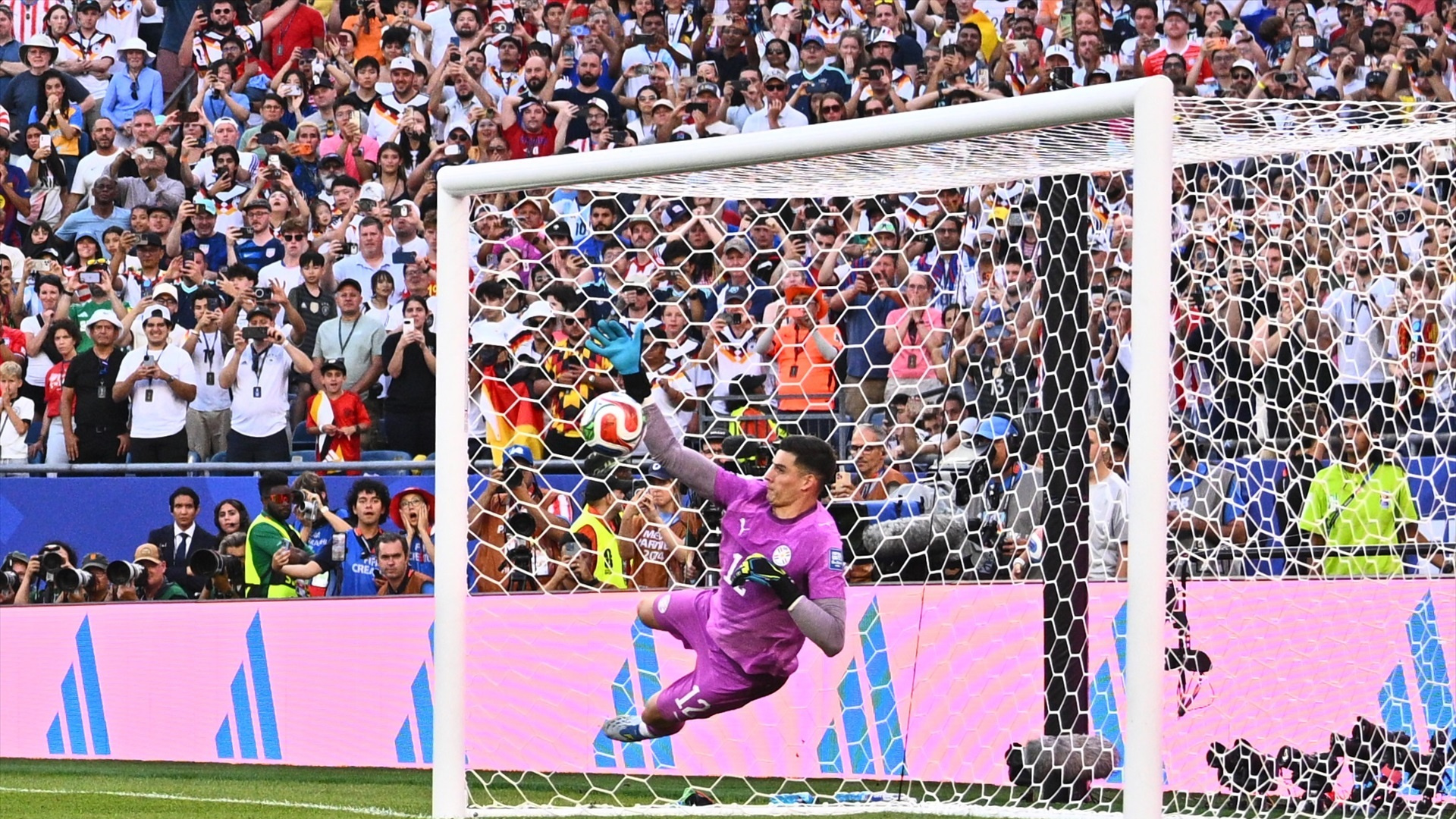 Orlando Gill, portero de Paraguay, en El Partidazo de COPE: "Que venga quien toque, vamos a estar preparado para lo que sea"