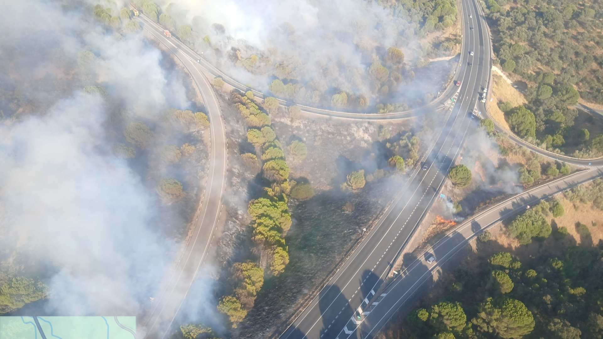 Wildfire Near Cerro Muriano Prompts Firefighting Response