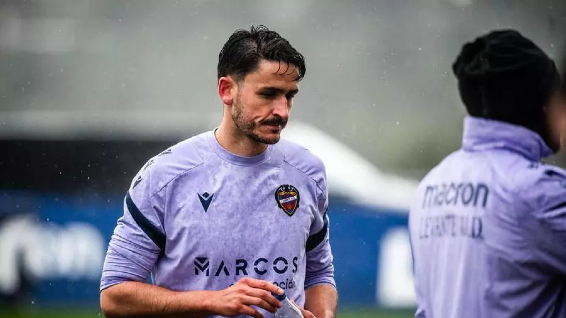 Levante UD Needs Central Defender, Says President