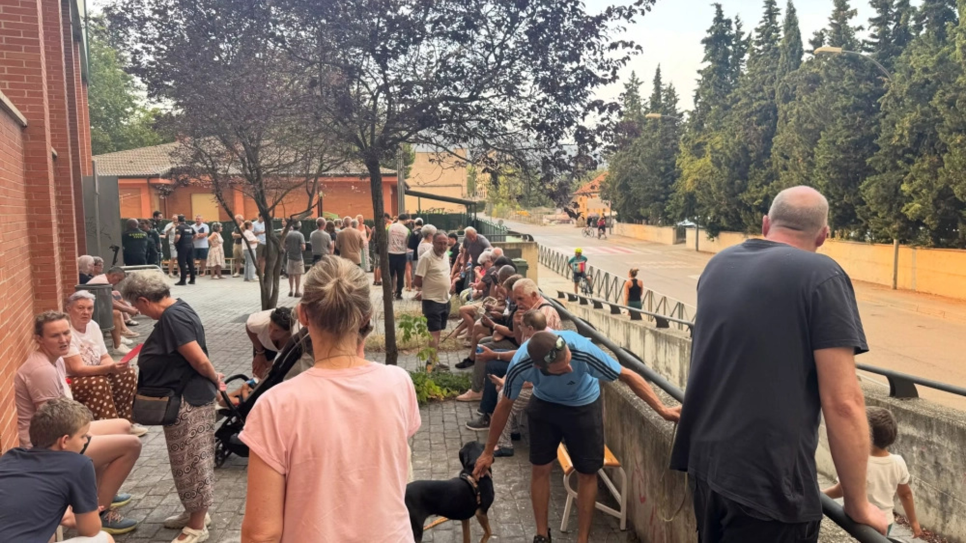 Jaca, Ayerbe Host Evacuees From Peñas de Riglos Wildfire