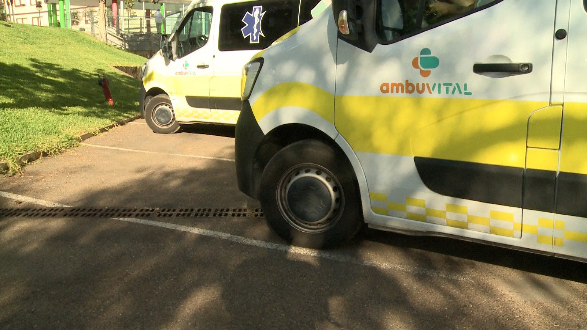 El SES abre expediente a la concesionaria de ambulancias en Extremadura por operar sin visado