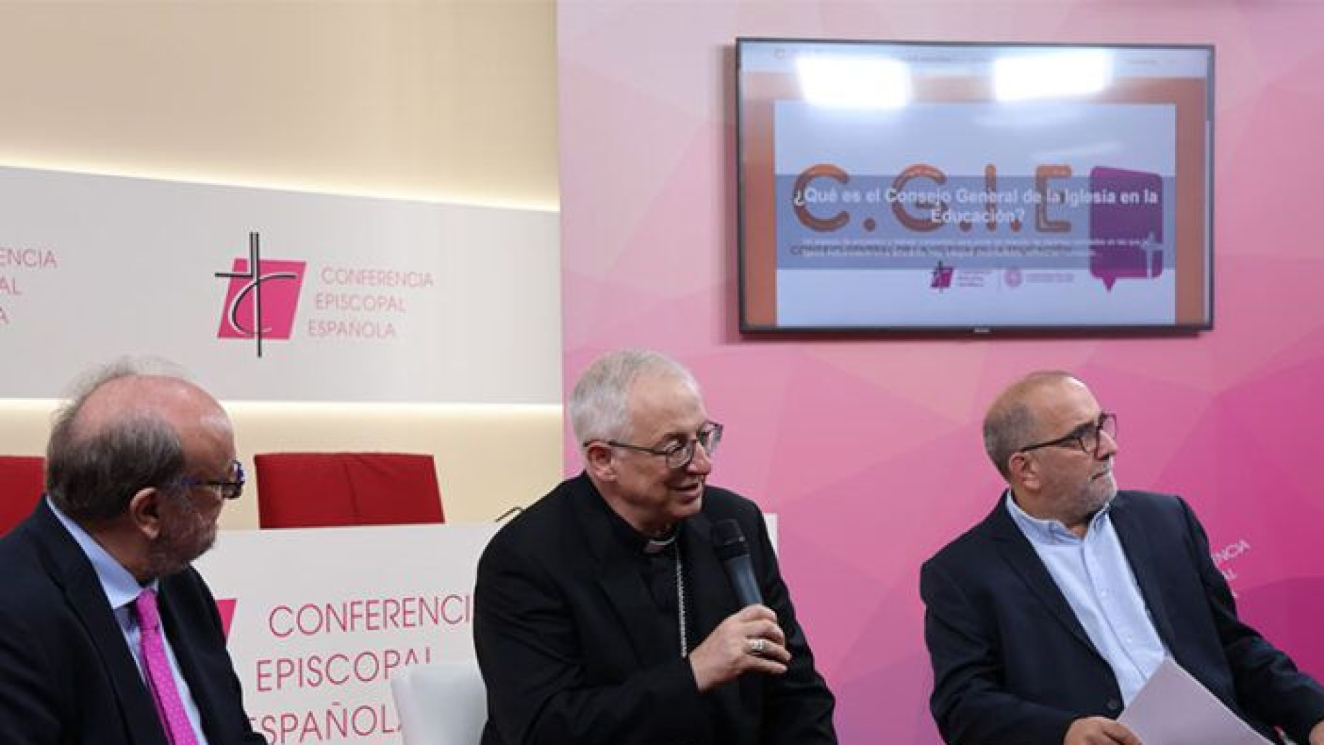La Iglesia presenta sus nuevas inciativas educativas para mostrar "las distinas realidades en las que está presente"