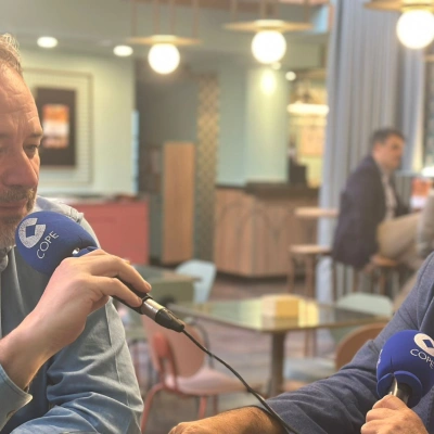 Ángel Ortiz, director de El Norte  de Castilla, y Ángel Expósito