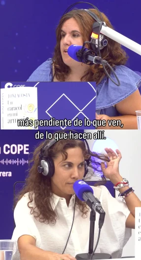 Toni Acosta reflexiona sobre el tiempo que pasan los adolescentes ante las pantallas