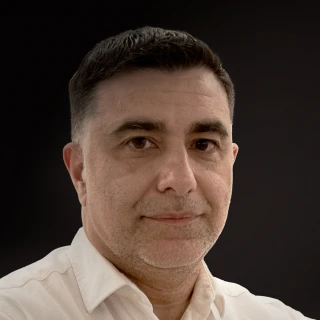 Ángel Correas
