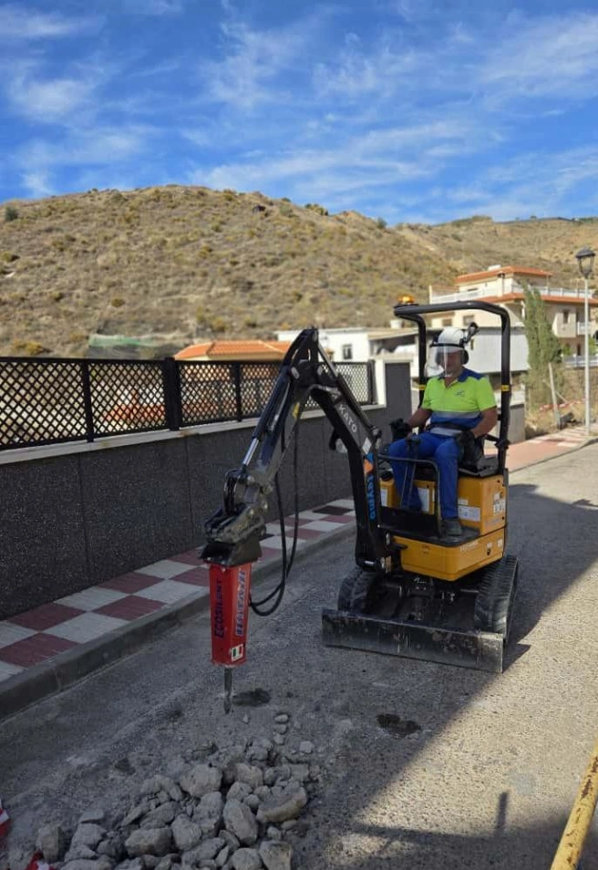 La revolución digital del agua llega a la Costa Tropical: así se moderniza la red de Albuñol