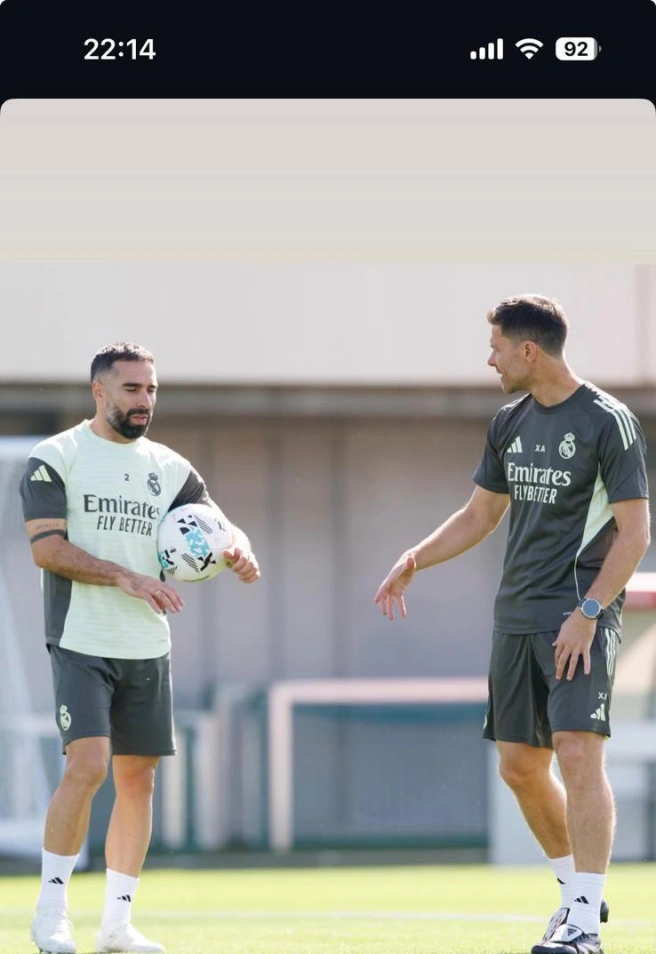 Despedida de Carvajal a Xabi Alonso