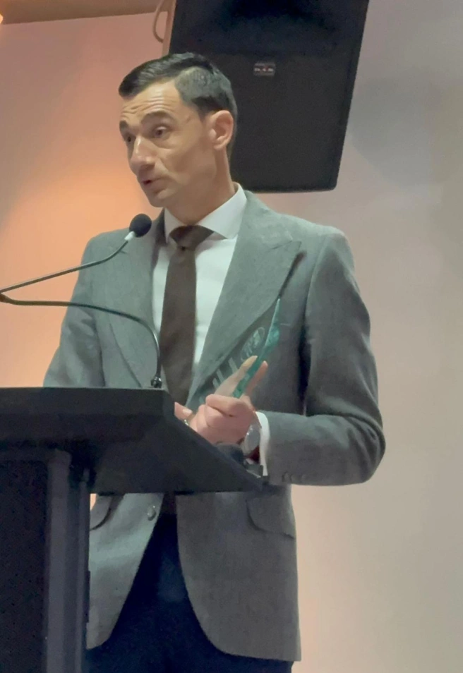 Paco Ureña, recibiendo el Premio como mejor torero en Sutullena